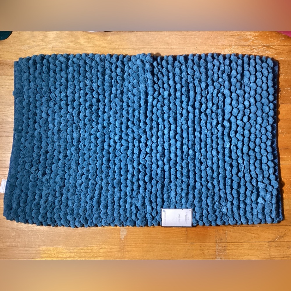 Threshold Penny Textured Bath Rug